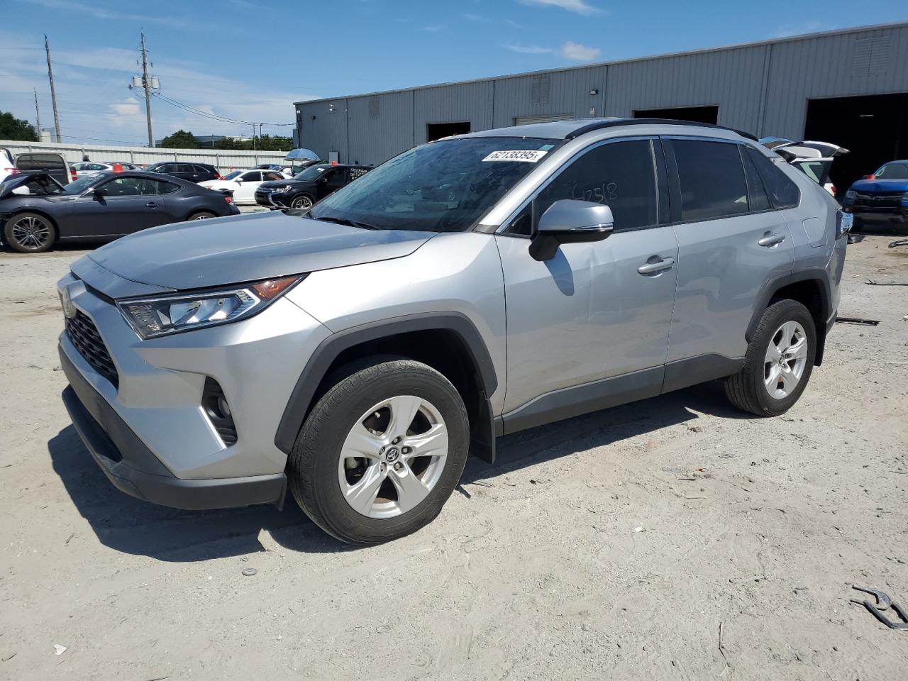 TOYOTA RAV4 XLE 2021