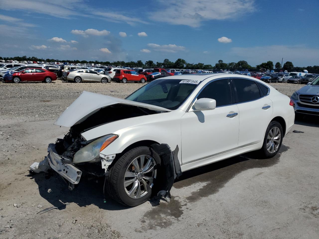INFINITI M37 2013