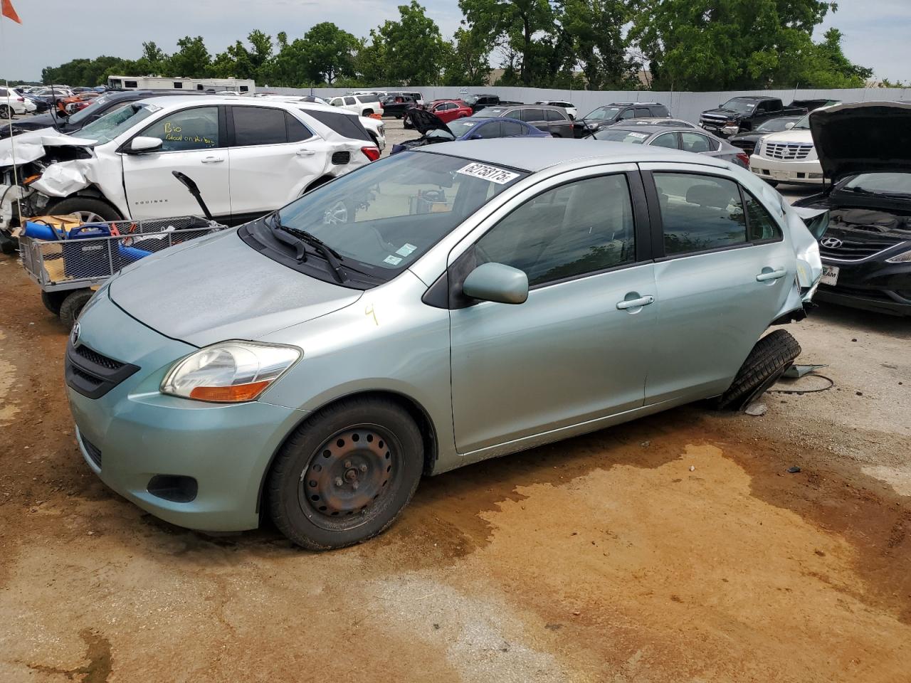 TOYOTA YARIS 2008