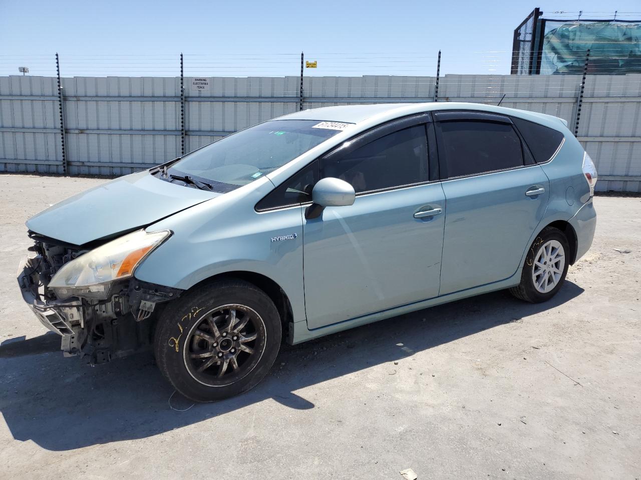 TOYOTA PRIUS V 2014
