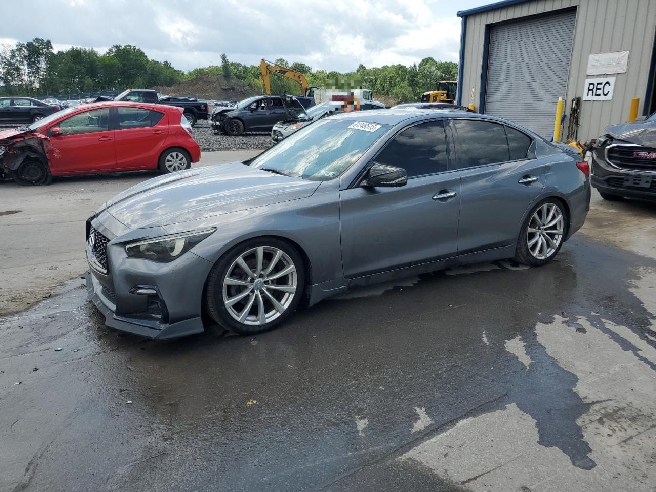 INFINITI Q50 2021
