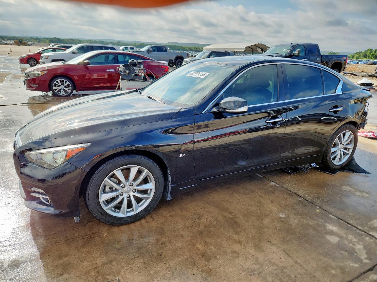 INFINITI Q50 BASE 2015