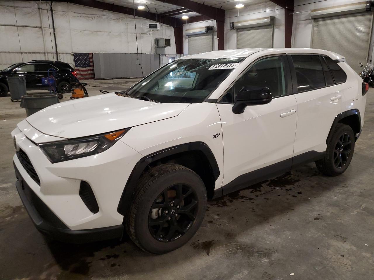 TOYOTA RAV4 LE 2022