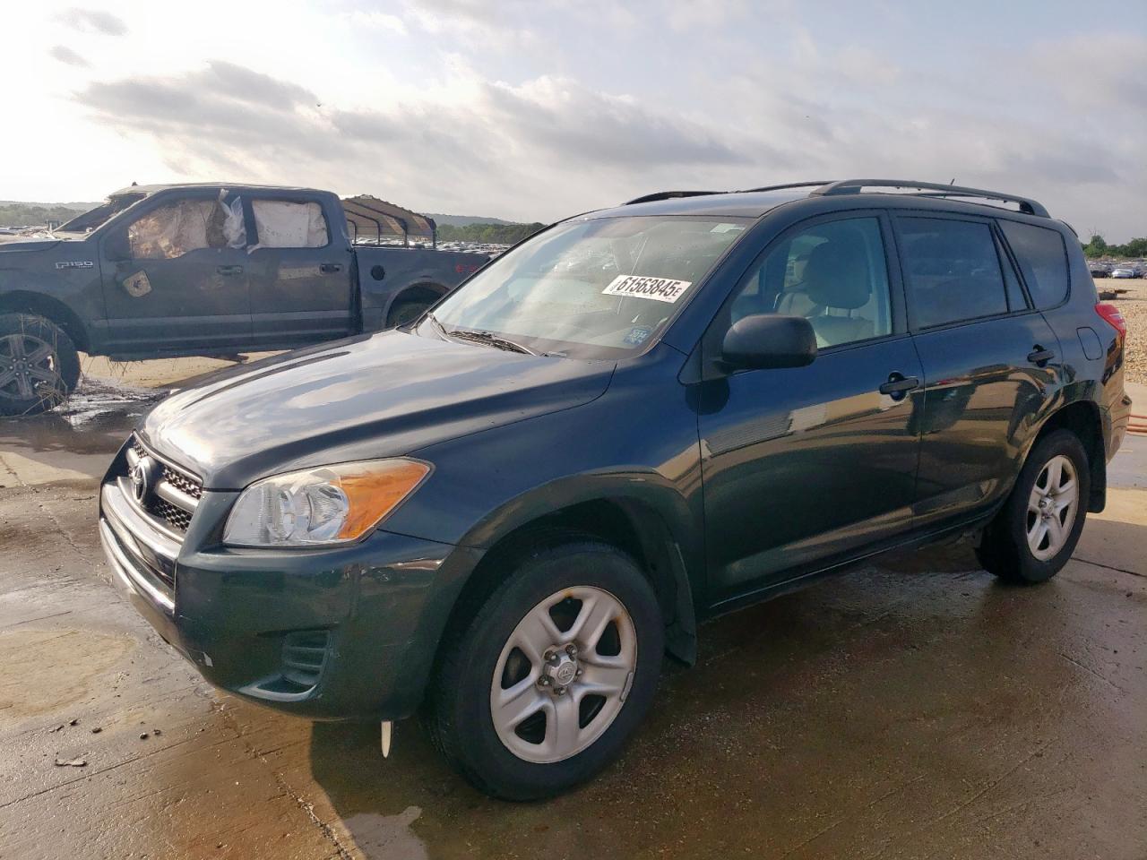 TOYOTA RAV4 2011