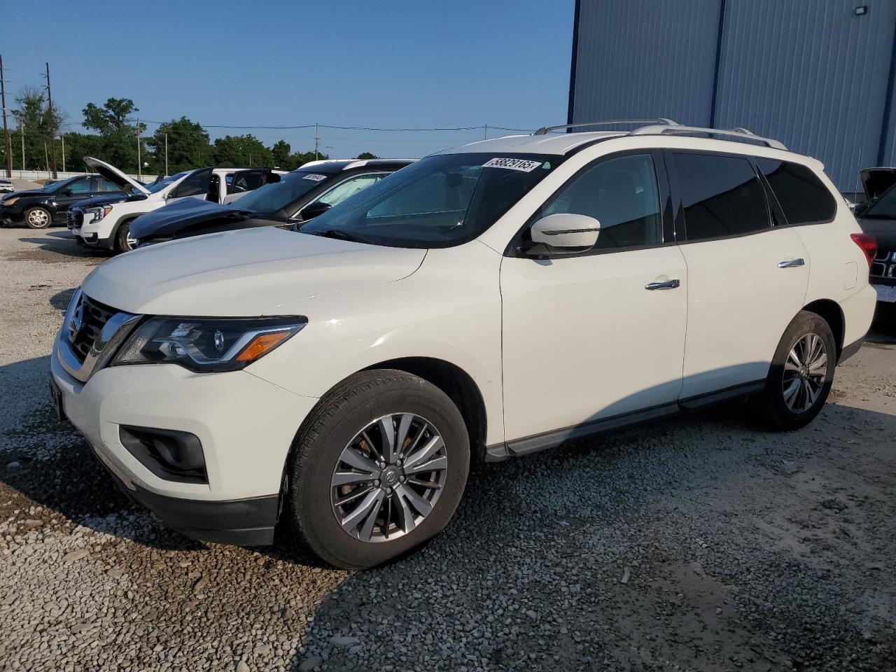 NISSAN PATHFINDER 2020