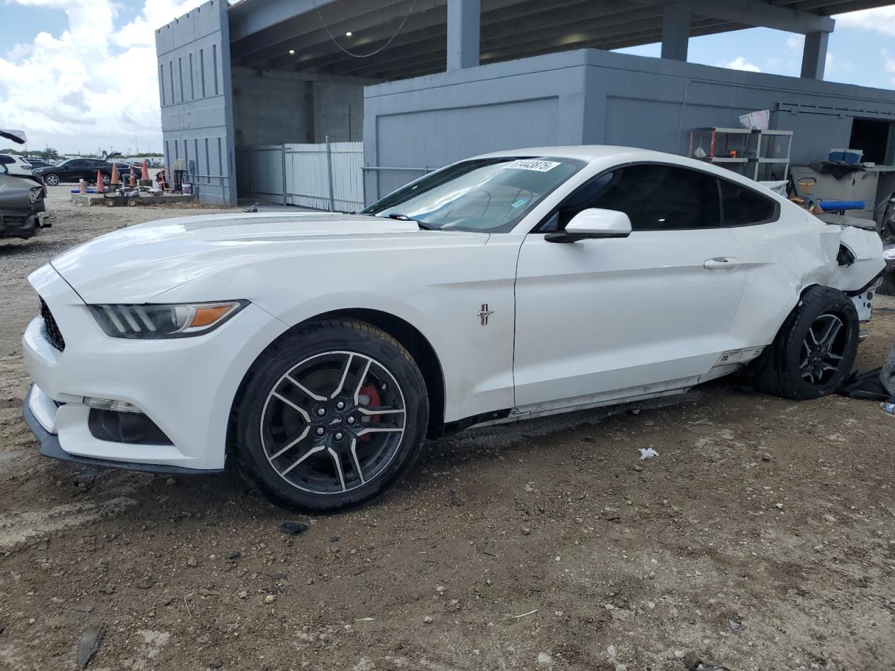 FORD MUSTANG 2017