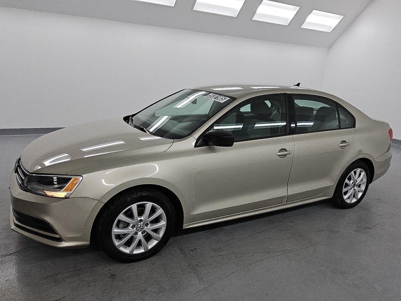 VOLKSWAGEN JETTA SE 2015