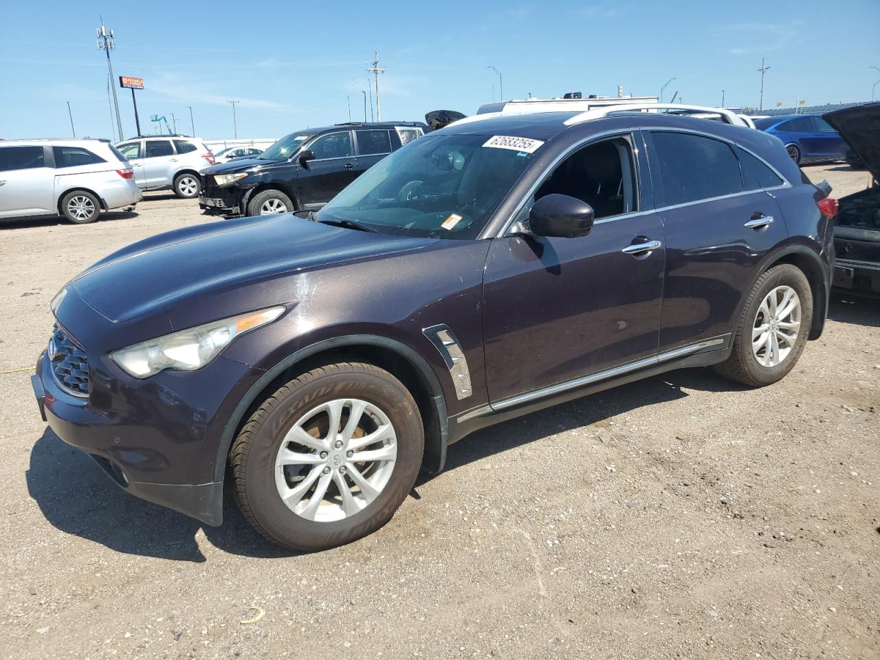 INFINITI FX35 2011