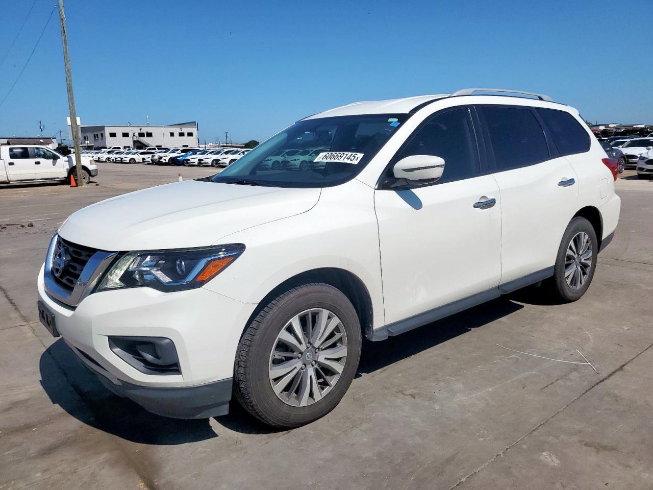 NISSAN PATHFINDER 2020