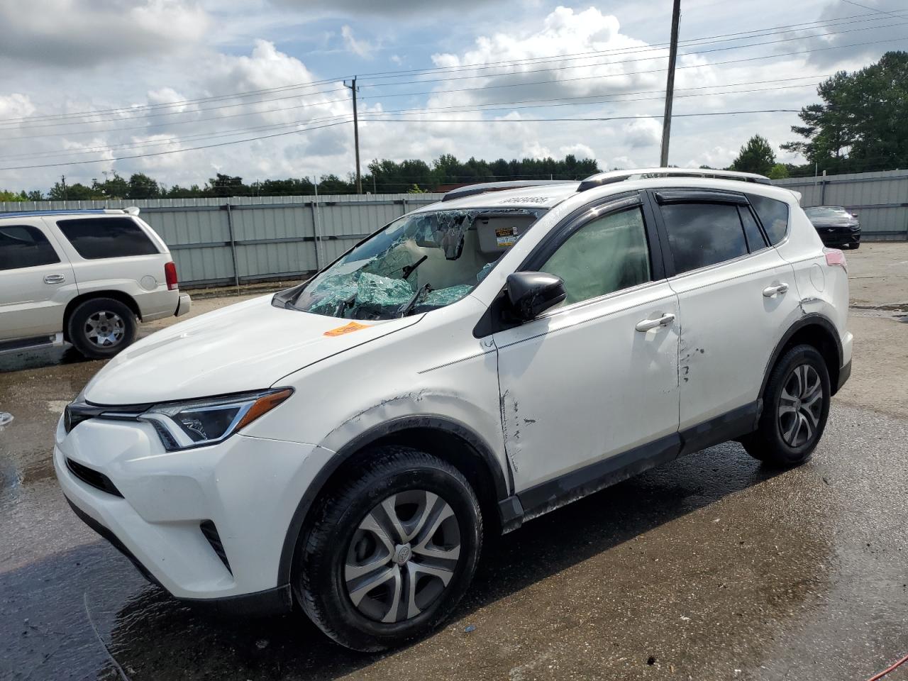 TOYOTA RAV4 LE 2018