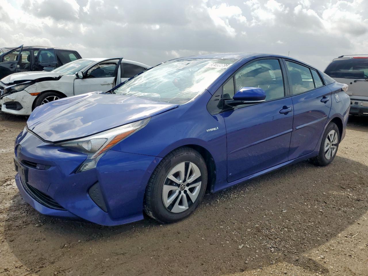 TOYOTA PRIUS 2017