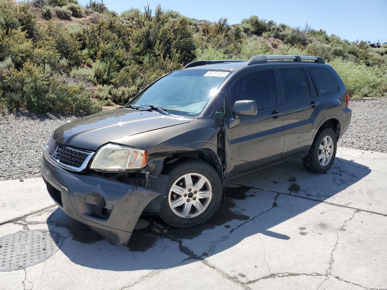 MITSUBISHI ENDEAVOR L 2011
