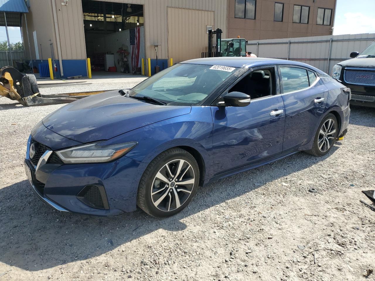 NISSAN MAXIMA 2023