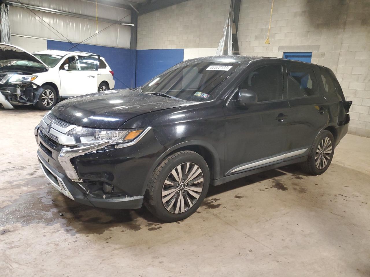 MITSUBISHI OUTLANDER 2020