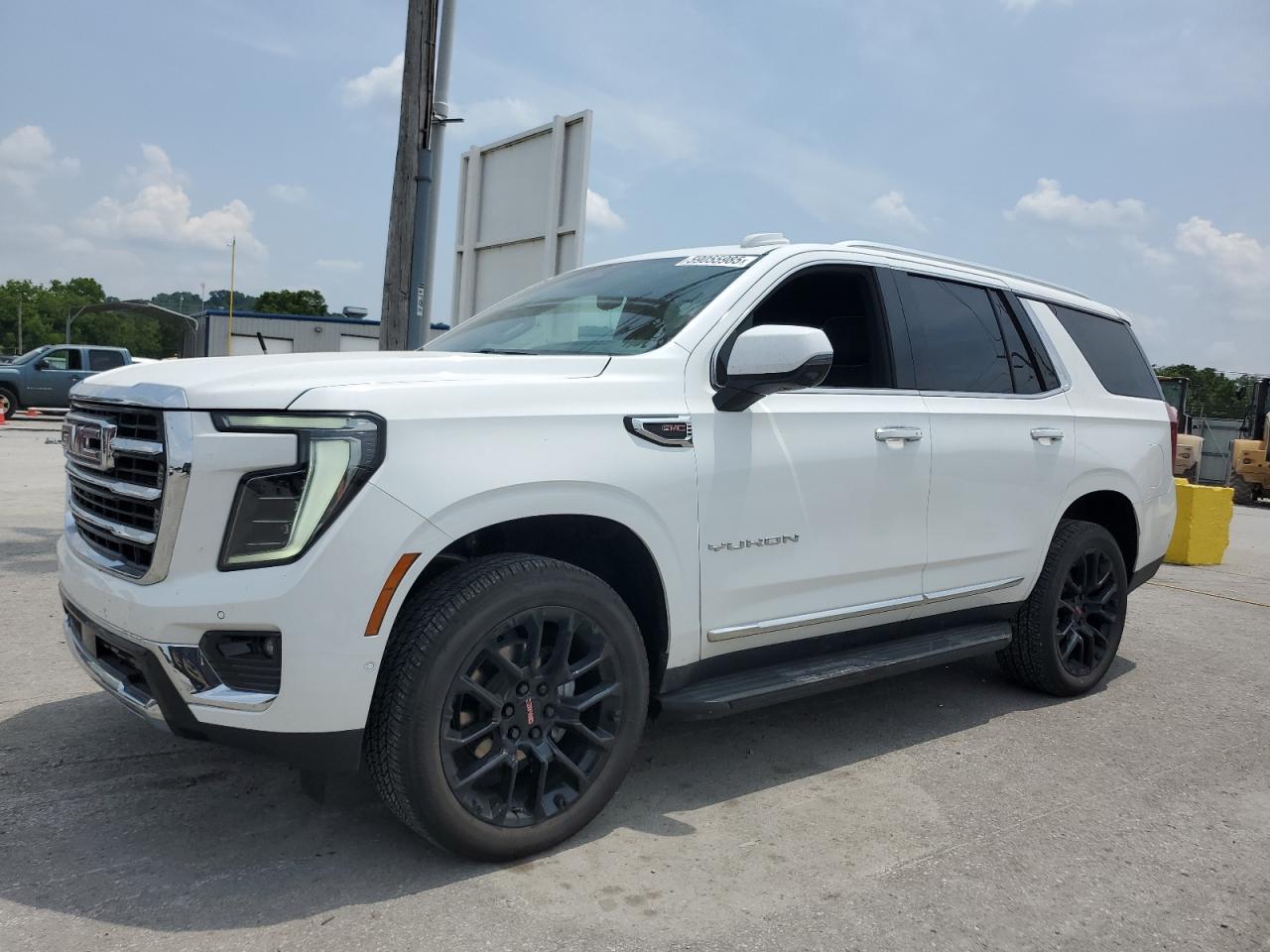 GMC YUKON ELEV 2025