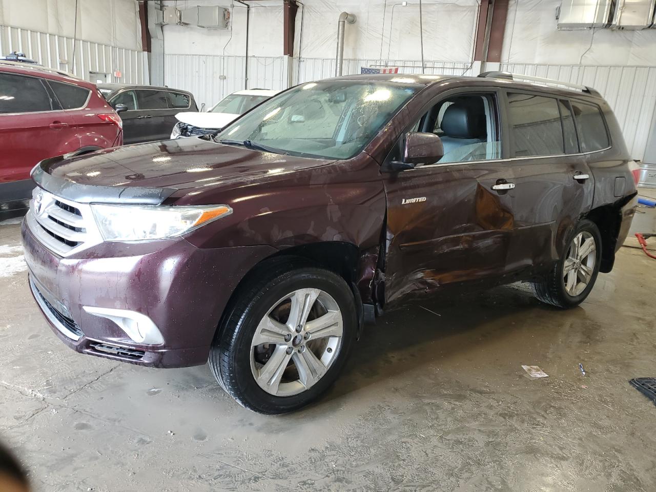 TOYOTA HIGHLANDER 2013