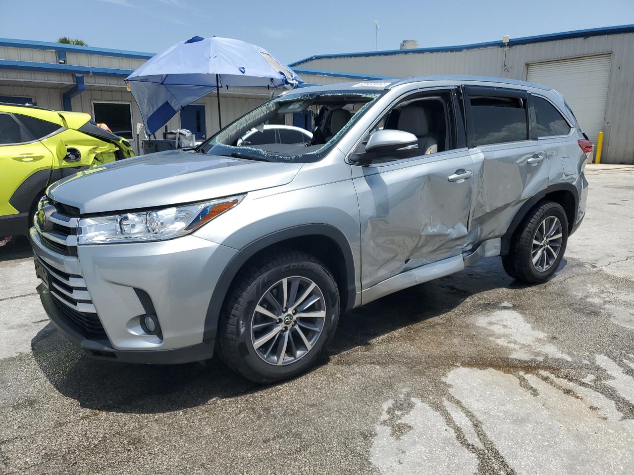 TOYOTA HIGHLANDER 2017