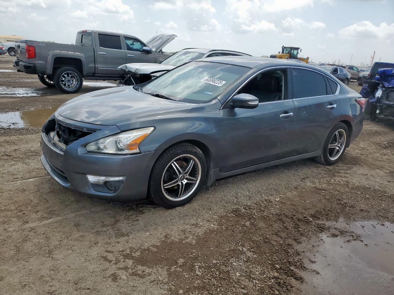 NISSAN ALTIMA 2.5 2015