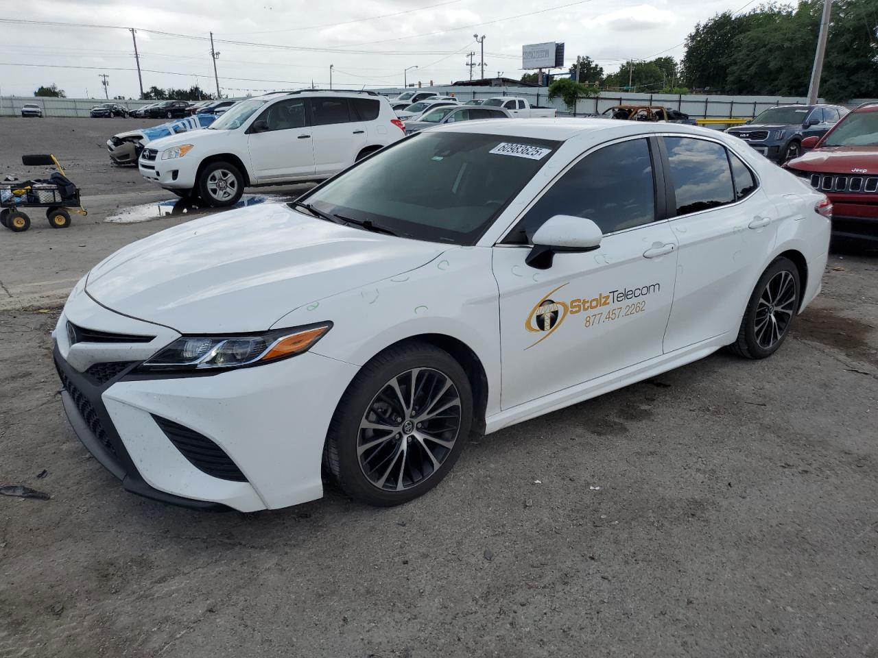 TOYOTA CAMRY SE 2020