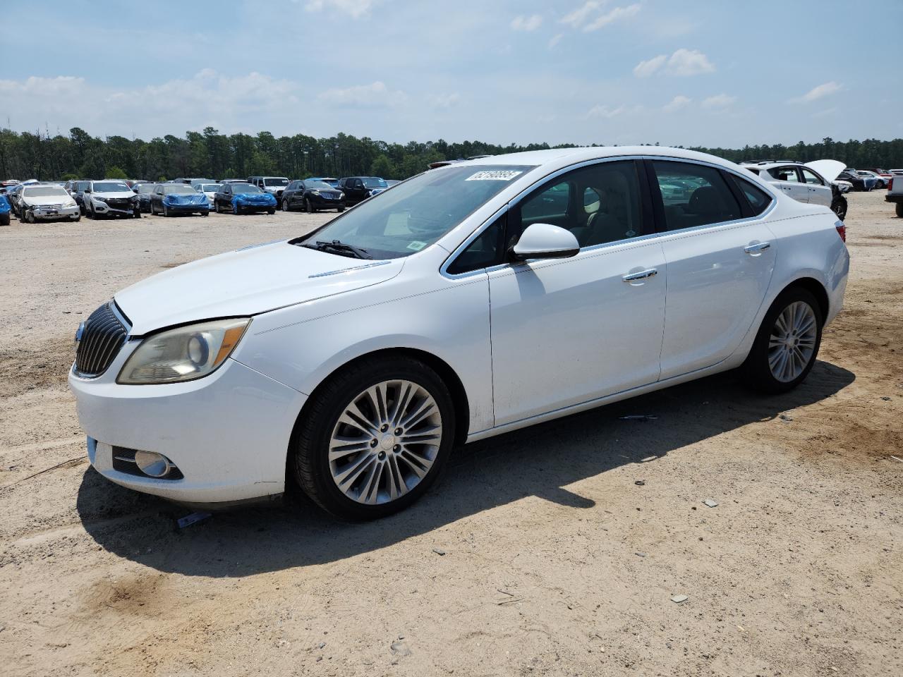 BUICK VERANO 2013
