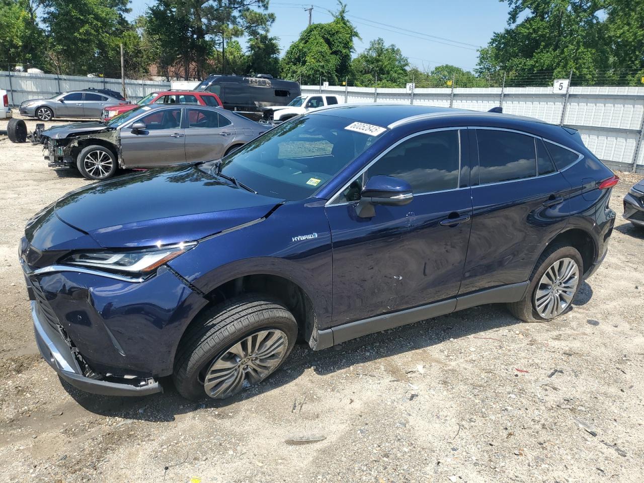 TOYOTA VENZA LE 2021
