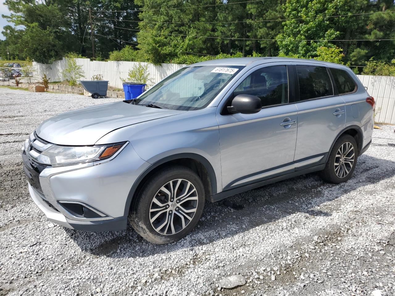MITSUBISHI OUTLANDER 2017