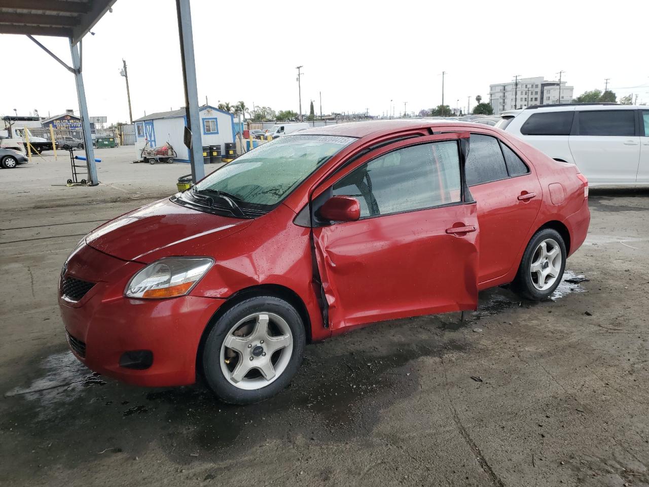 TOYOTA YARIS 2010