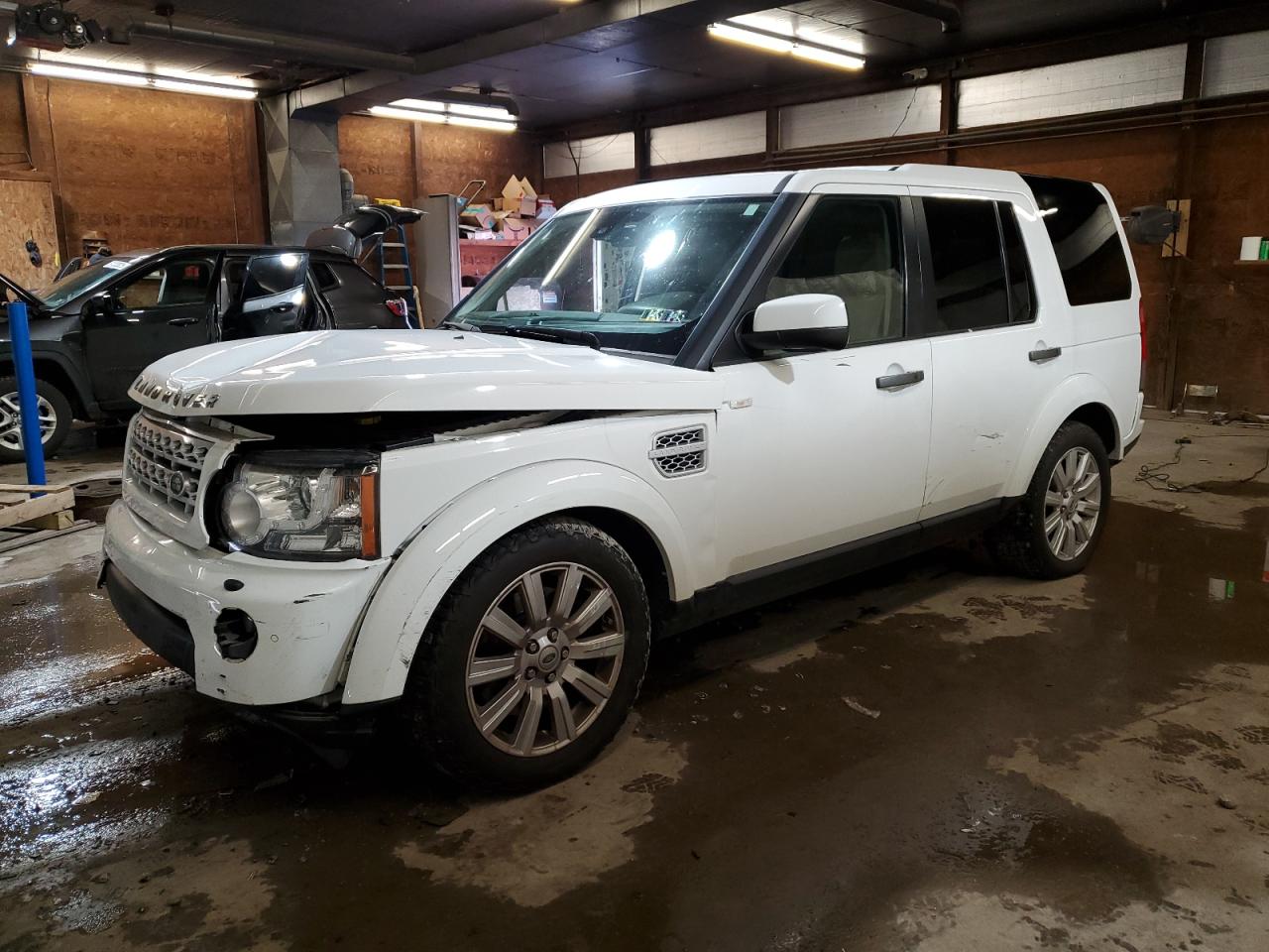 LAND ROVER LR4 HSE 2013