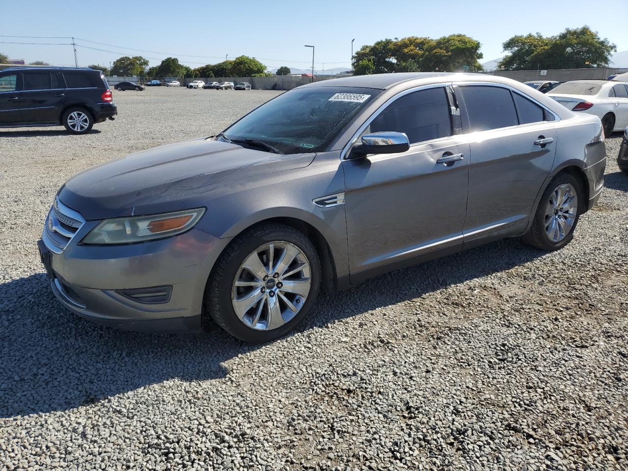 FORD TAURUS LIM 2011