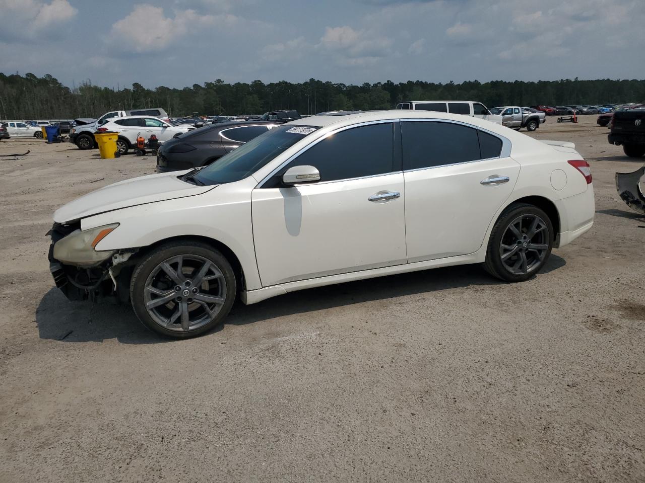 NISSAN MAXIMA 2009