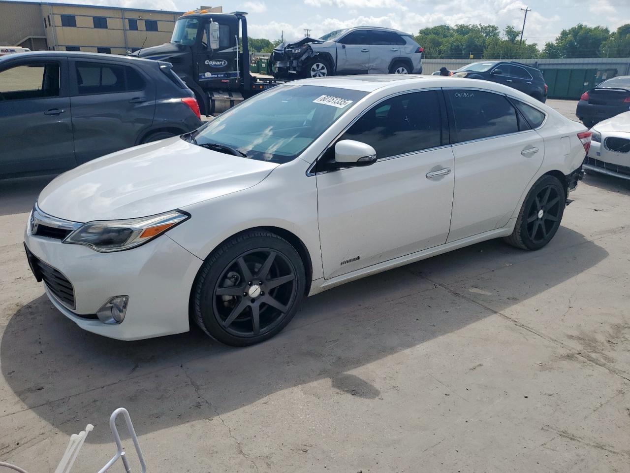 TOYOTA AVALON HYB 2015