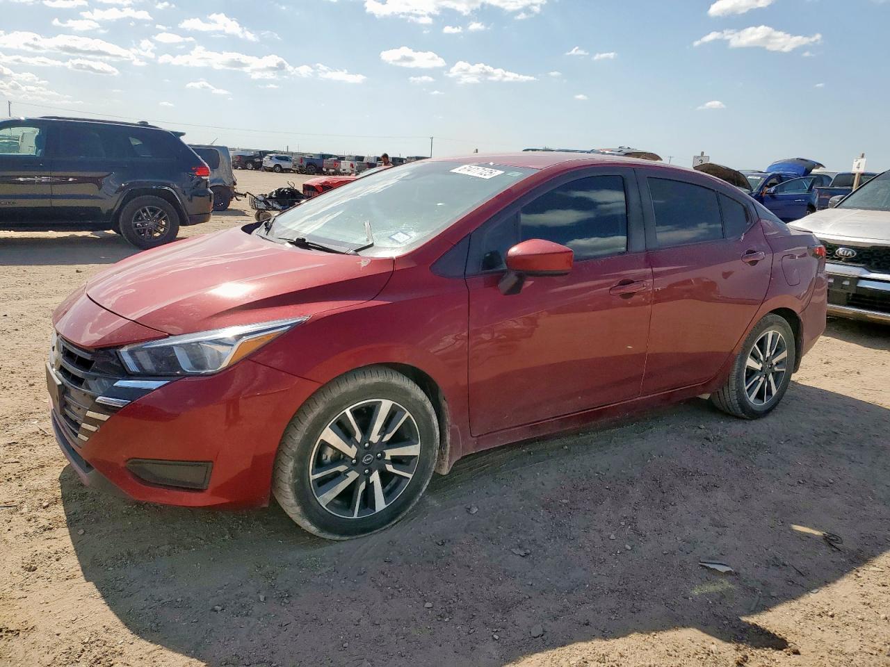 NISSAN VERSA SV 2023