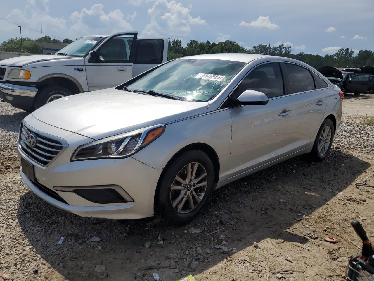 HYUNDAI SONATA SE 2017