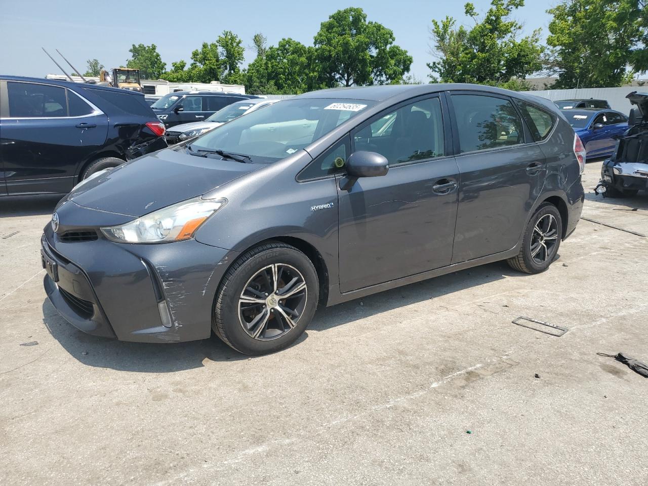TOYOTA PRIUS V 2015