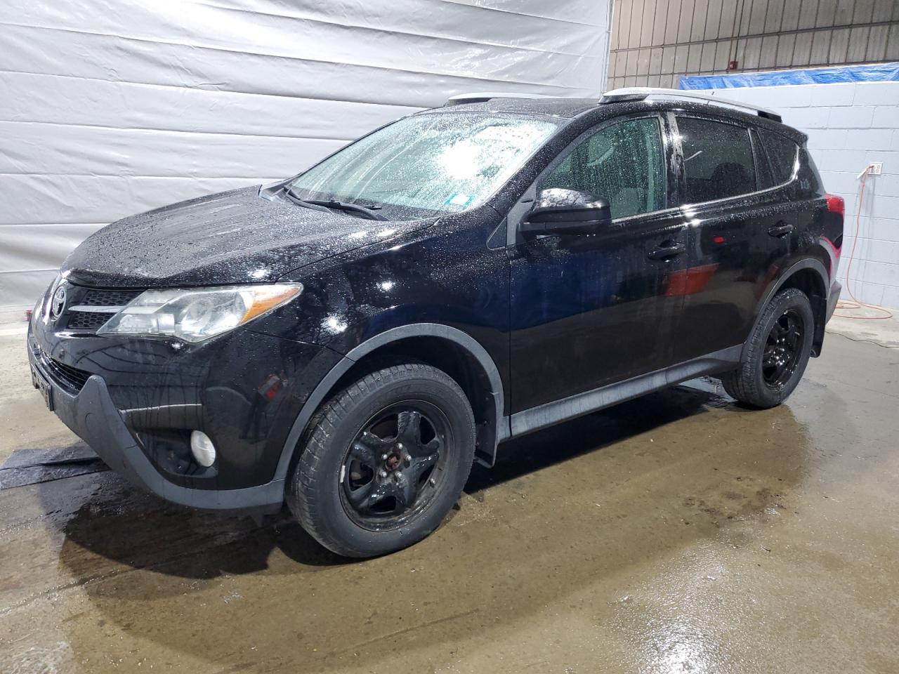 TOYOTA RAV4 LE 2015