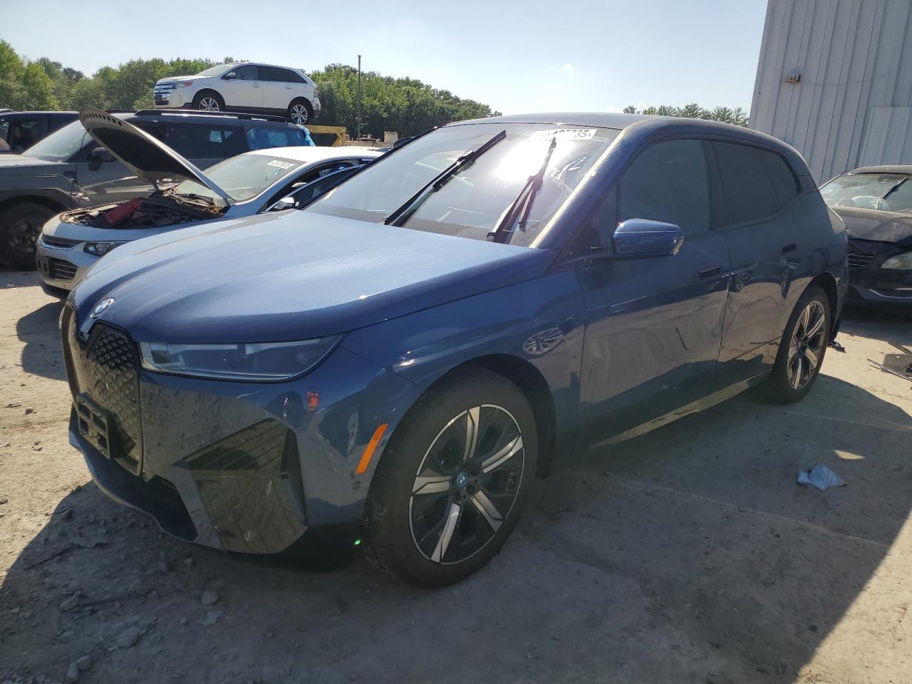 BMW IX XDRIVE5 2024
