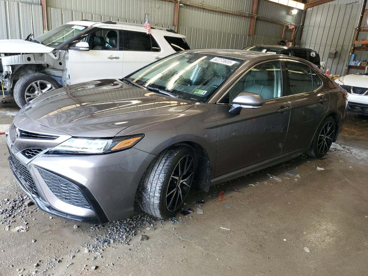TOYOTA CAMRY SE 2022