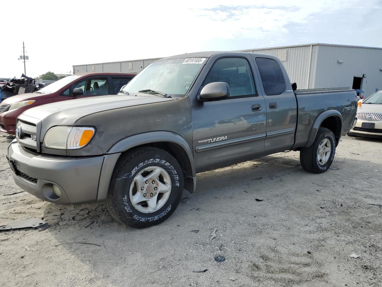 TOYOTA TUNDRA ACC 2003