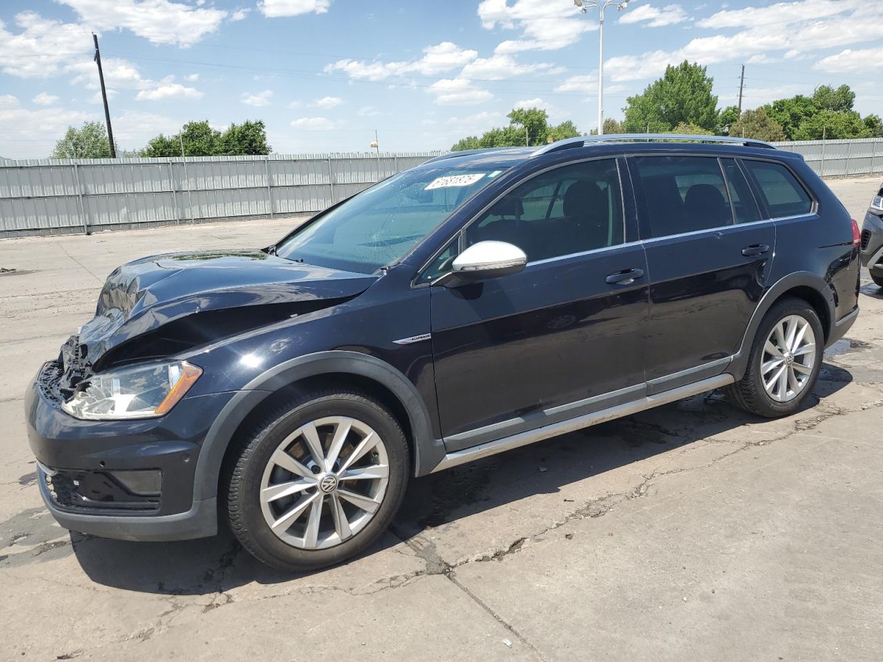 VOLKSWAGEN GOLF ALLTR 2017