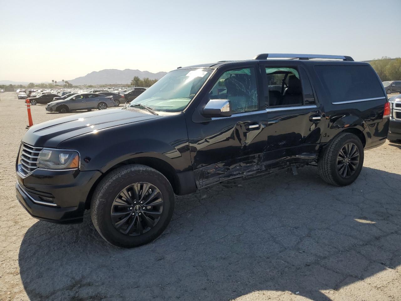 LINCOLN NAVIGATOR 2017