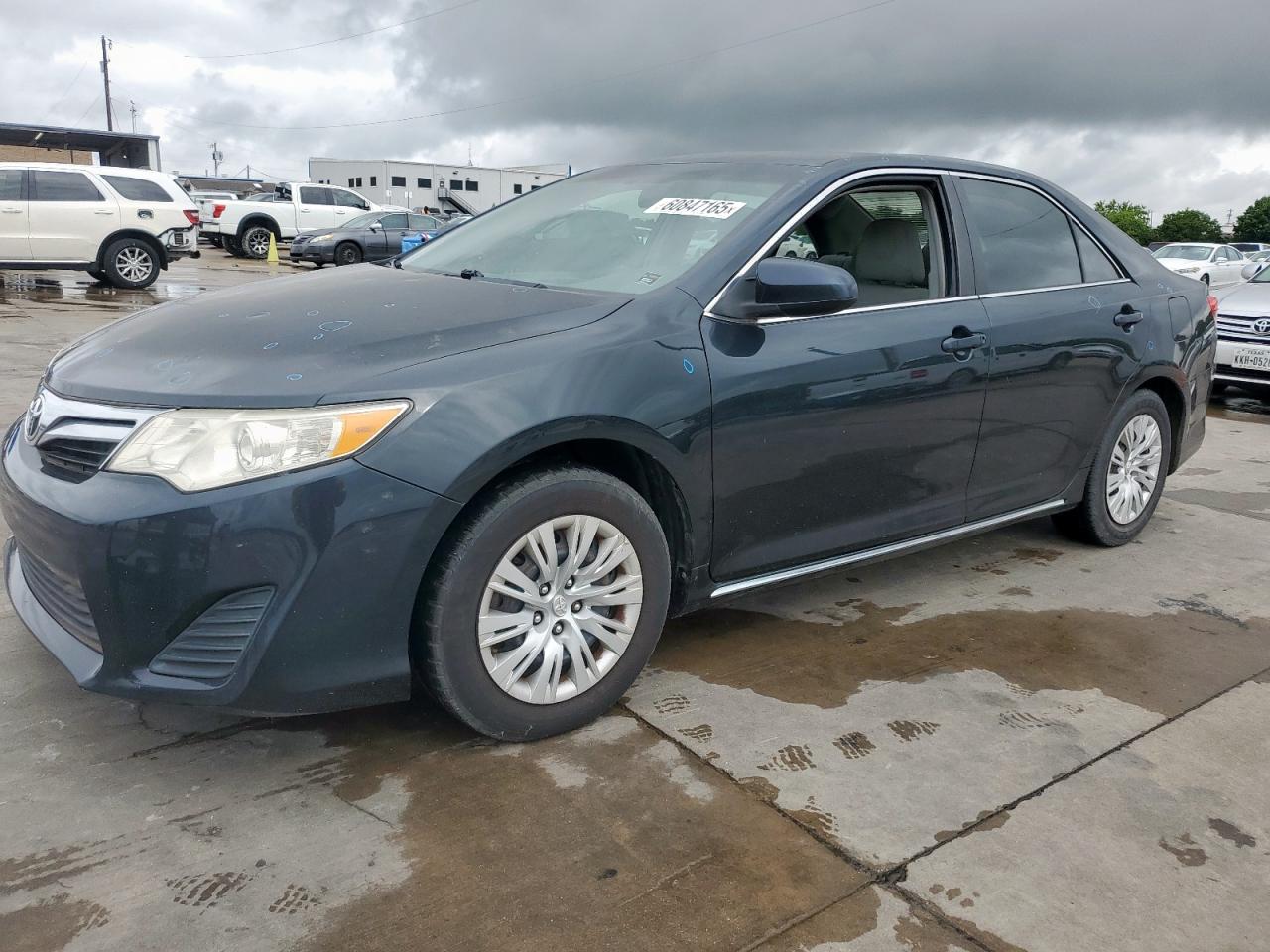 TOYOTA CAMRY L 2013