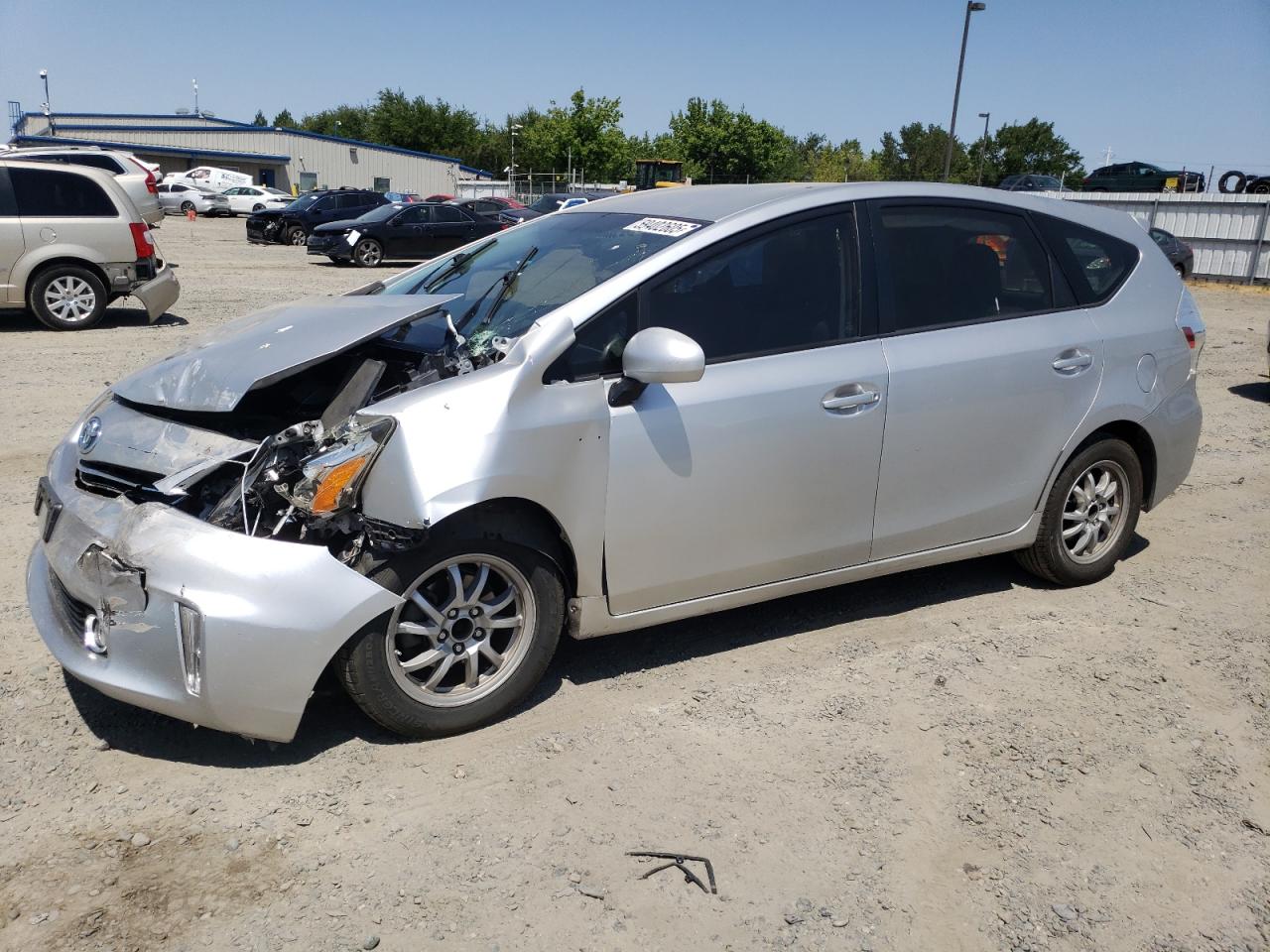 TOYOTA PRIUS V 2013