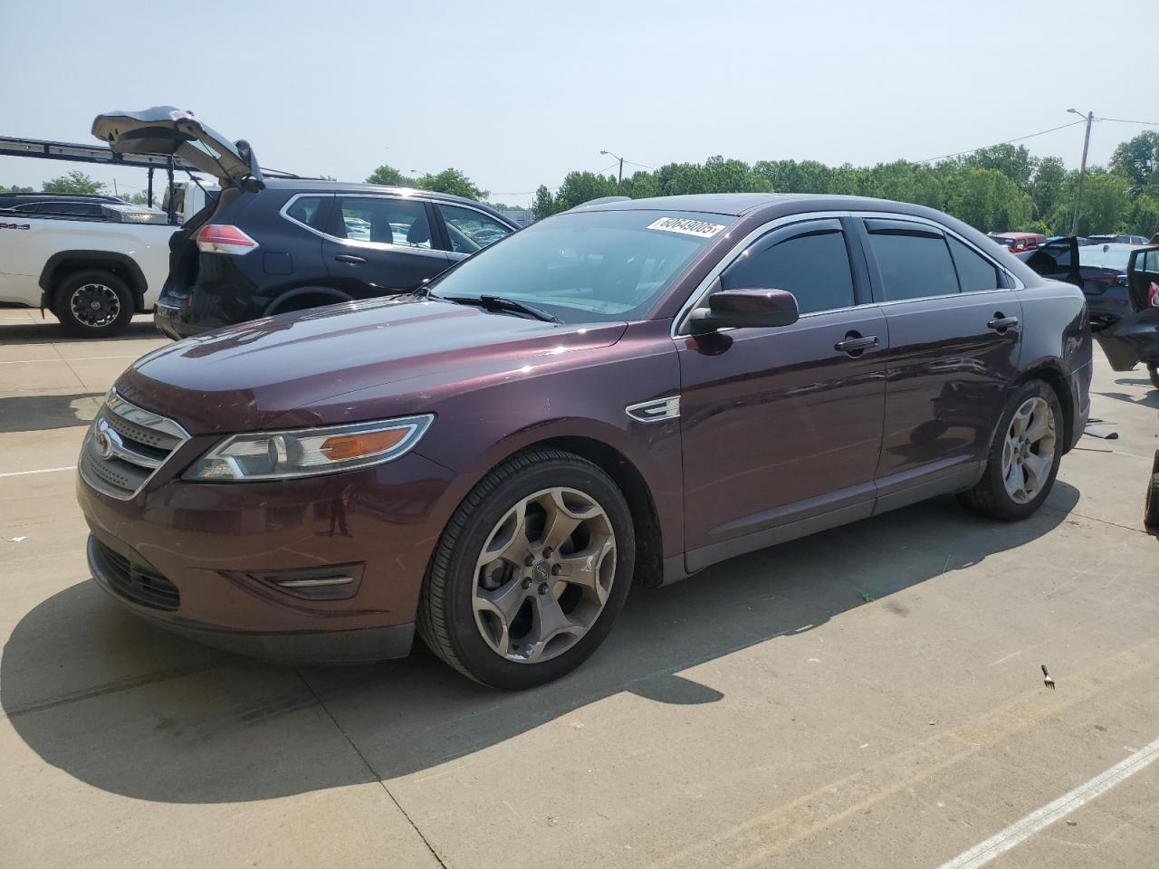 FORD TAURUS SEL 2011
