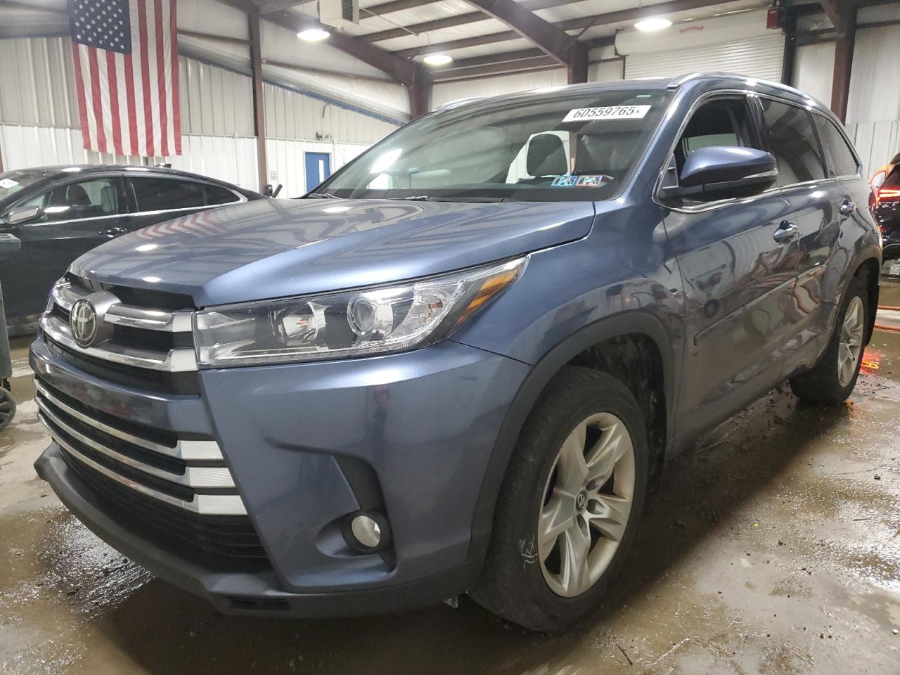 TOYOTA HIGHLANDER 2017