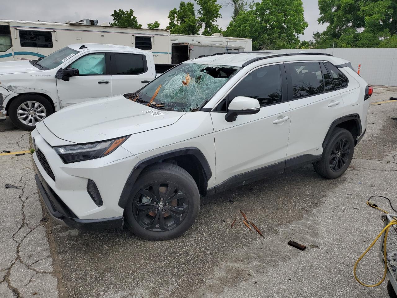 TOYOTA RAV4 SE 2023