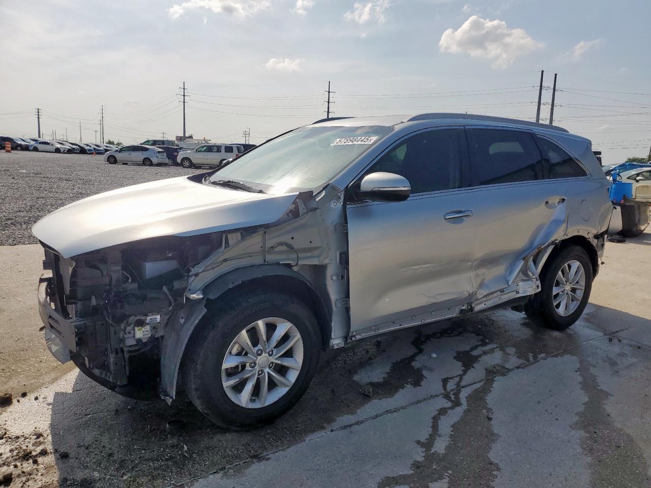 KIA SORENTO LX 2017