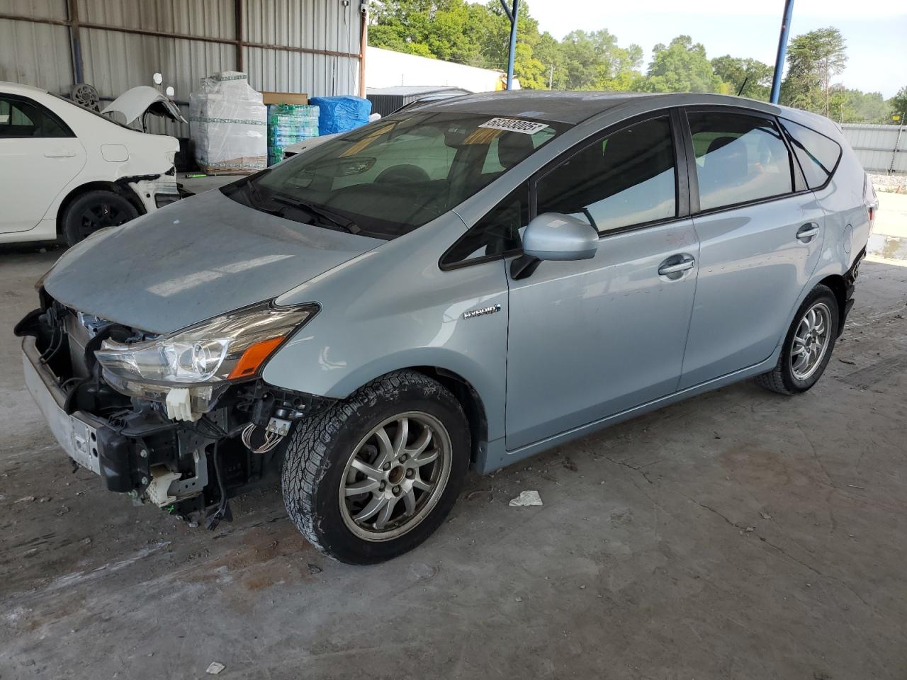 TOYOTA PRIUS V 2015