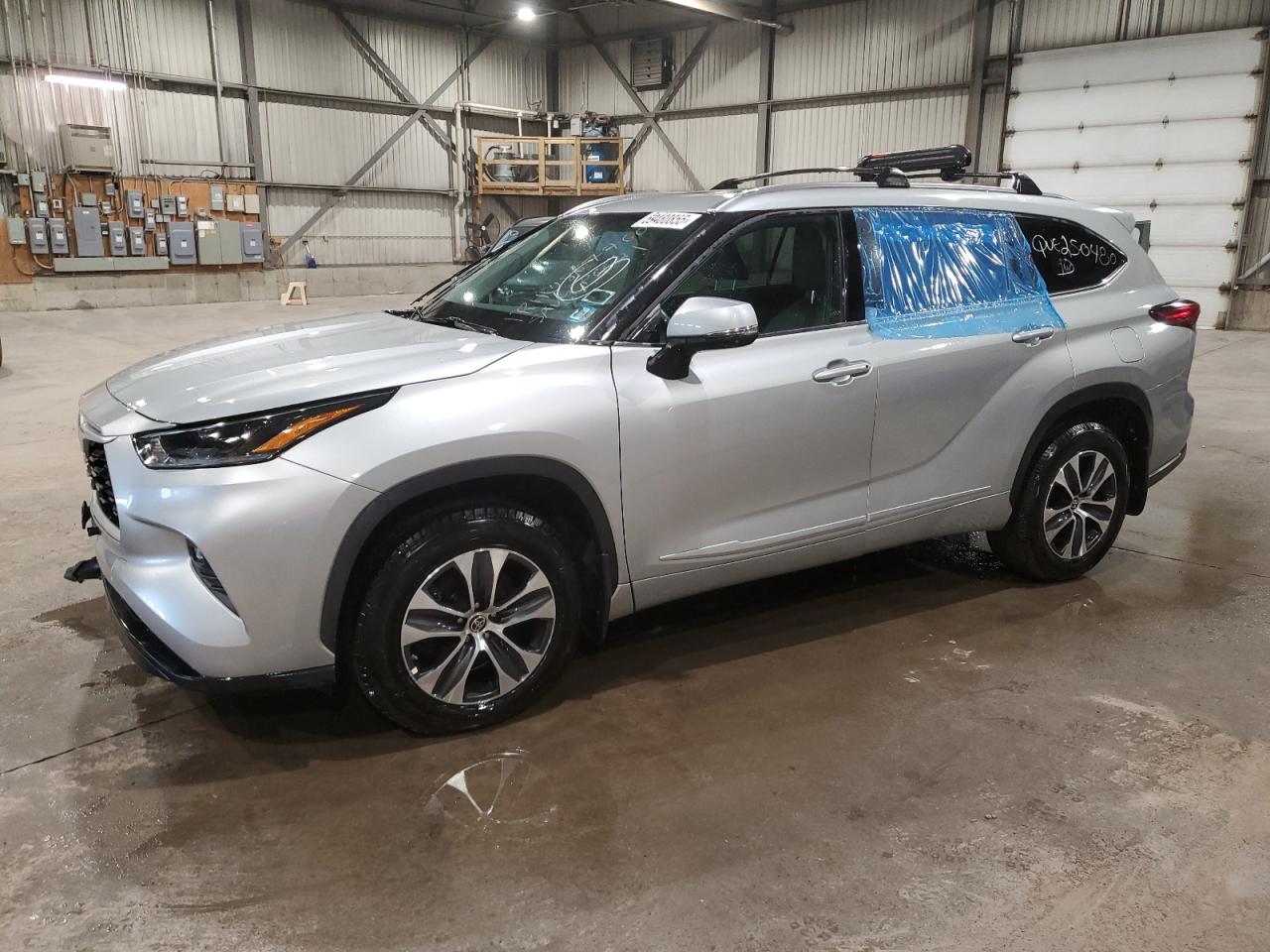 TOYOTA HIGHLANDER 2021