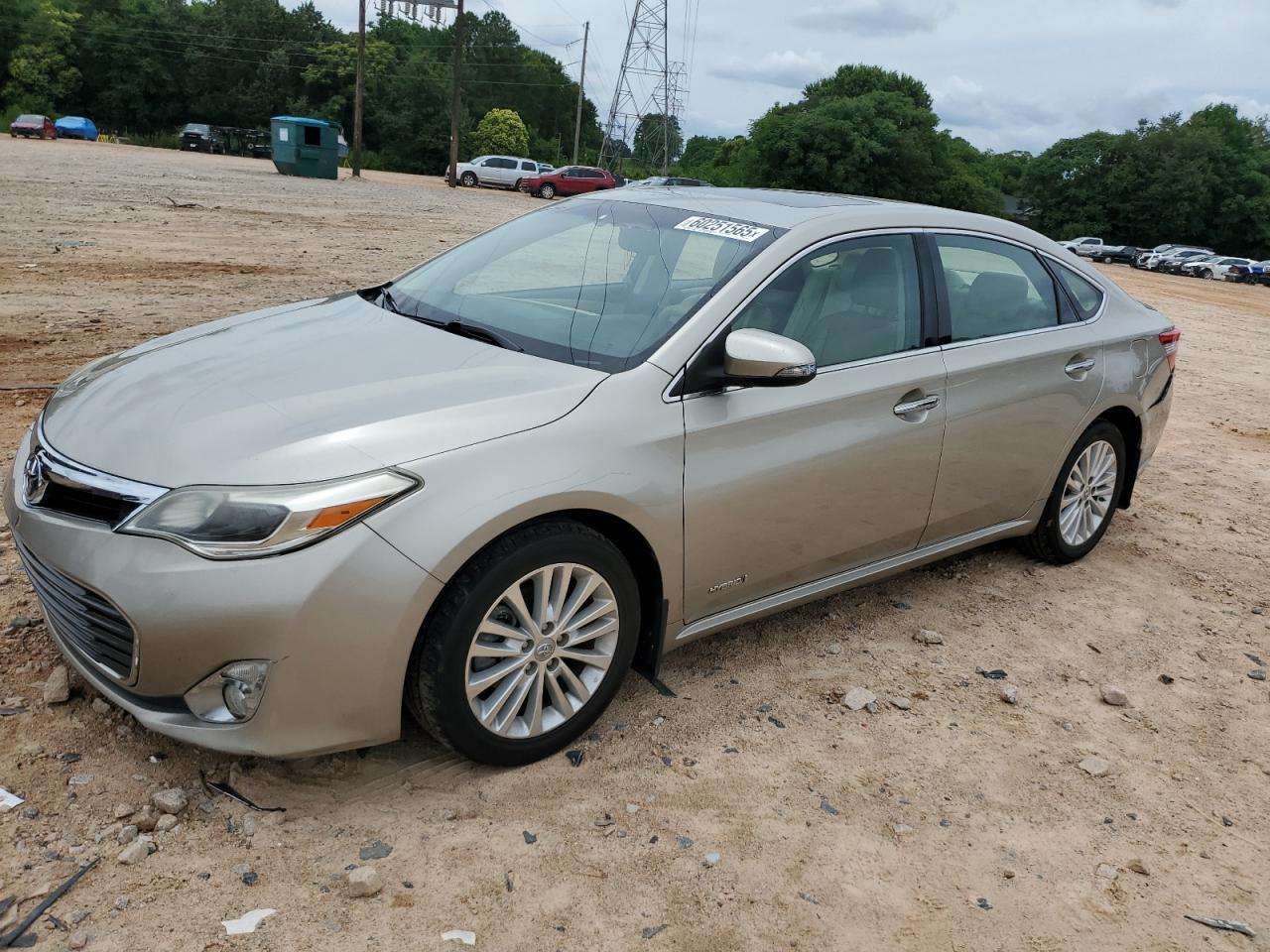 TOYOTA AVALON HYB 2015