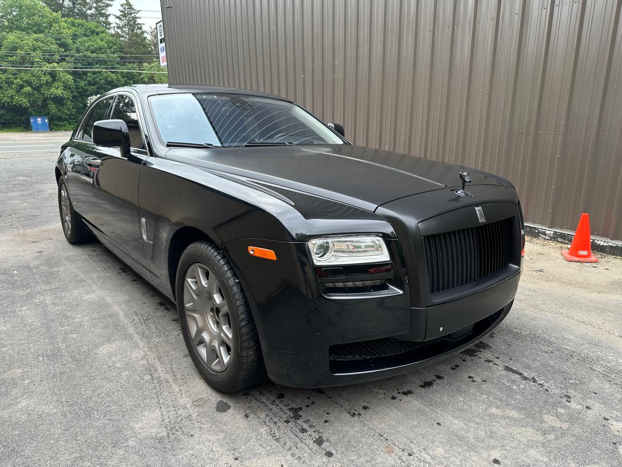 ROLLS-ROYCE GHOST 2010